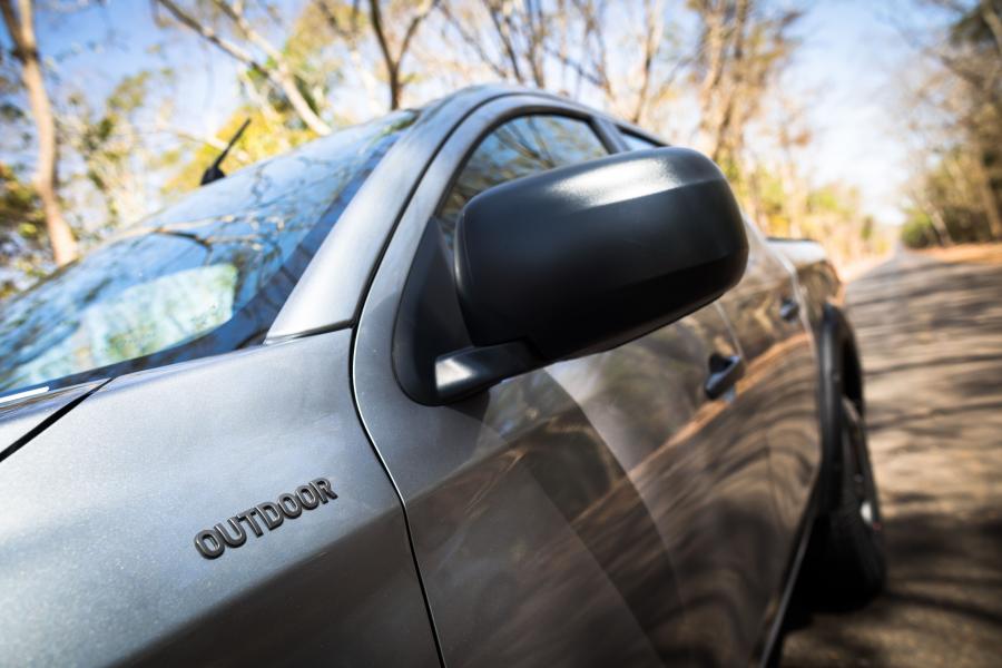 Детали экстерьера Mitsubishi L200 Triton Sport Outdoor 2019 года  (LA) (фото 19 из 28)